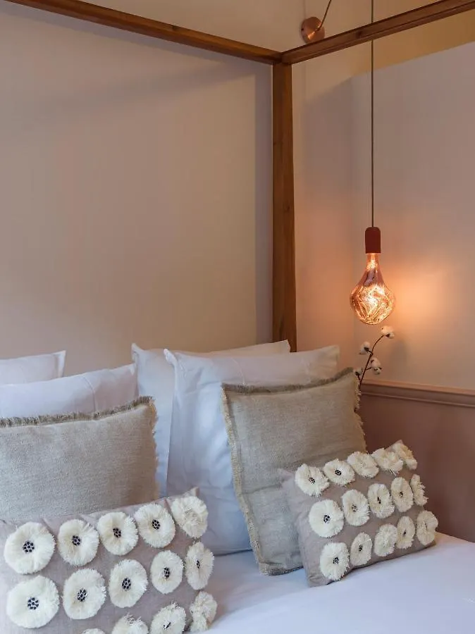 Apartment Ferienwohnung Rose&Garden - Eiffel Tower Paris